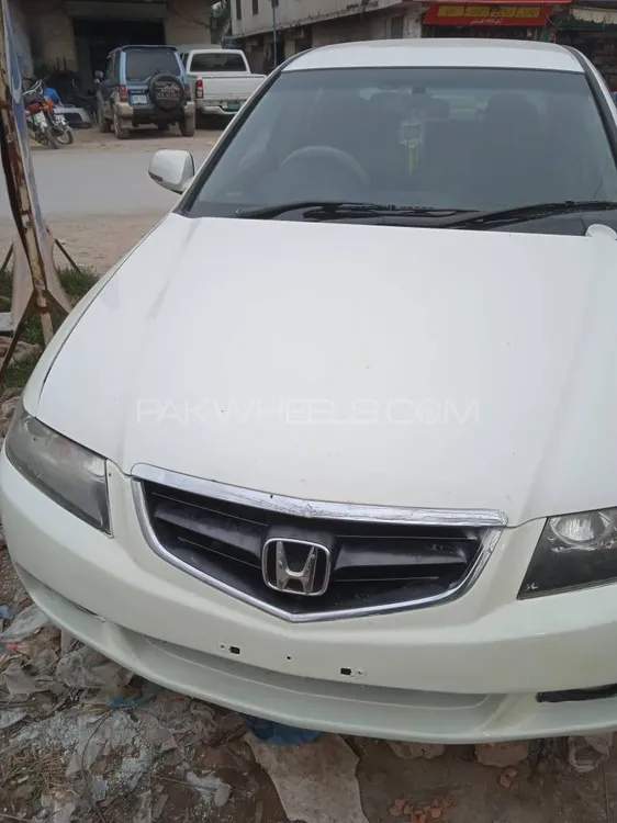 Honda Accord 2004 for Sale in Islamabad Image-1