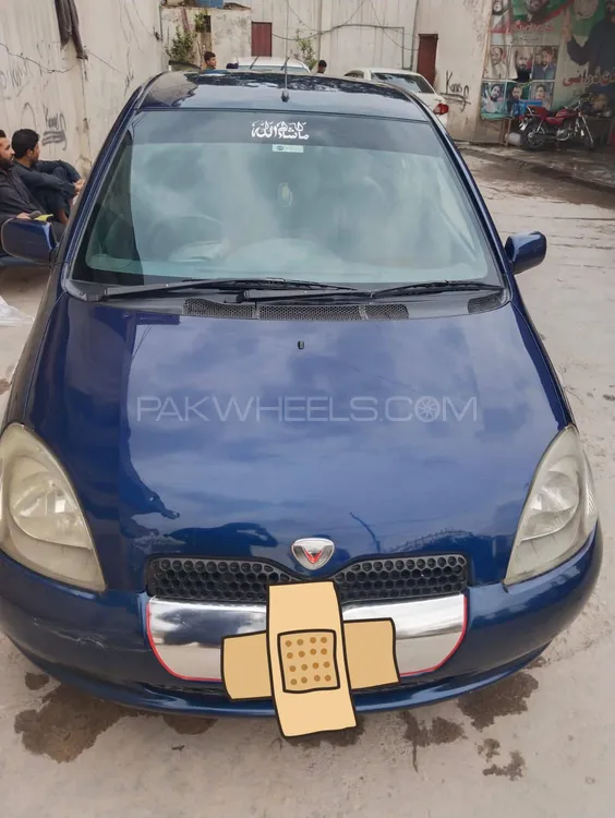 Toyota Vitz 1999 for Sale in Peshawar Image-1