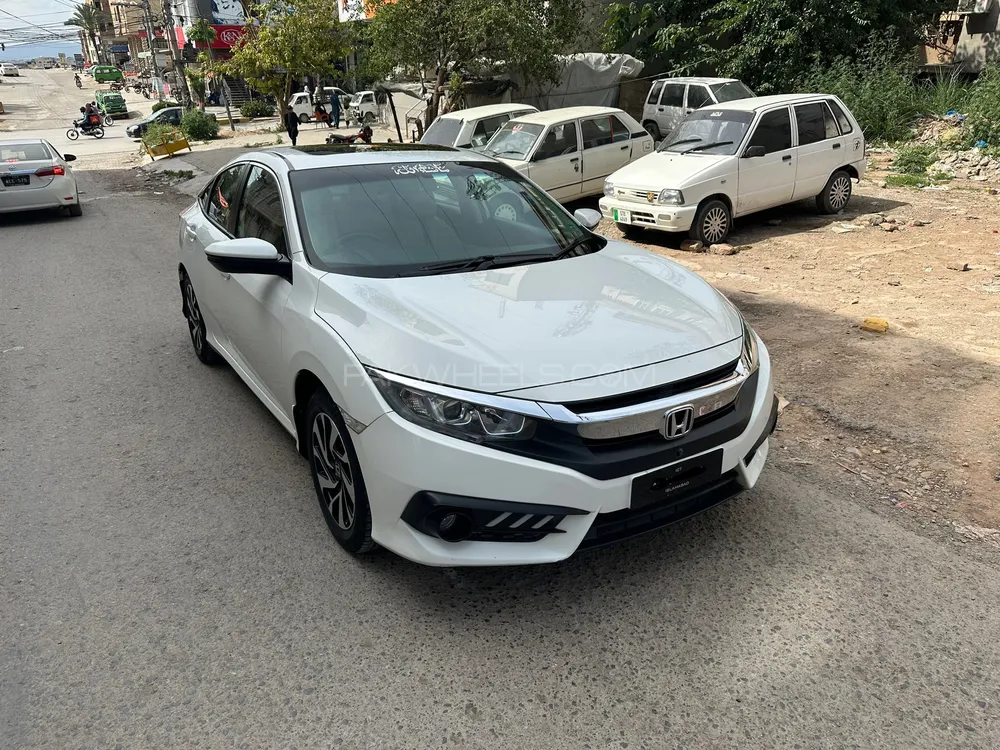 Honda Civic 2016 for Sale in Peshawar Image-1