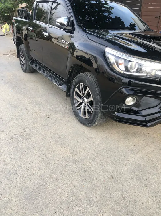 Toyota Hilux 2017 for Sale in Karachi Image-1