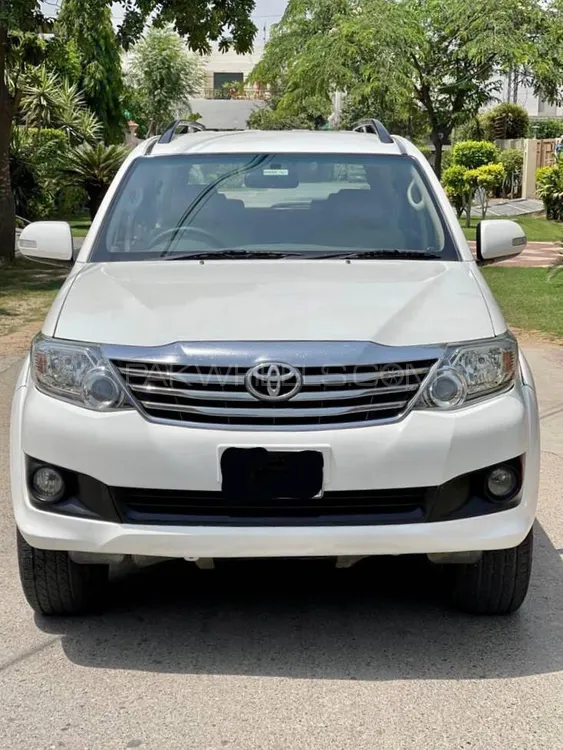 Toyota Fortuner 2013 for Sale in Lahore Image-1