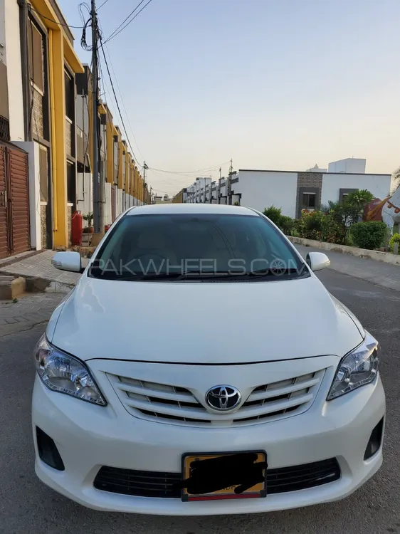 Toyota Corolla 2014 for Sale in Karachi Image-1
