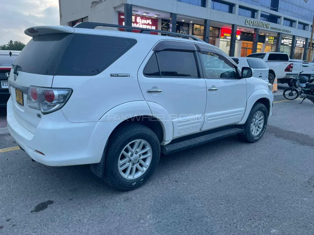 Toyota Fortuner 2015 for Sale in Islamabad Image-1