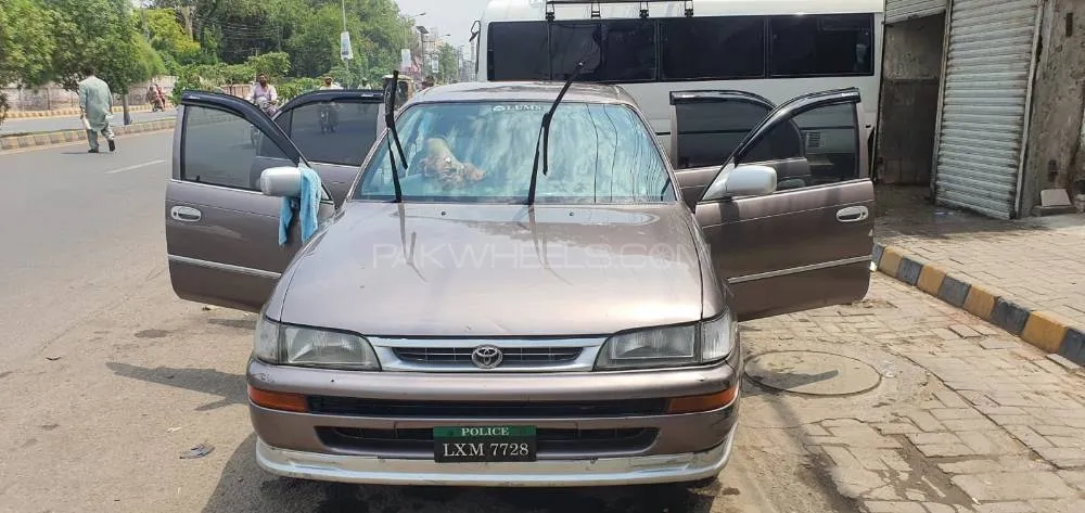 Toyota Corolla 1999 for Sale in Lahore Image-1