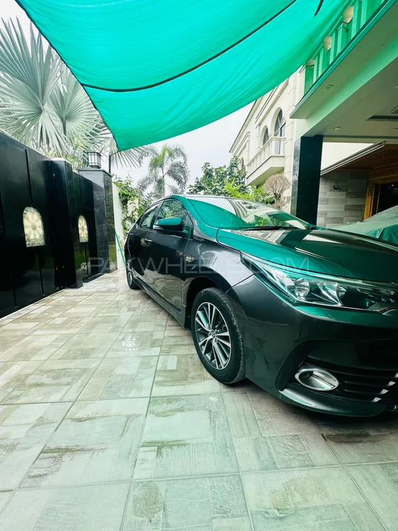 Toyota Corolla 2018 for Sale in Okara Image-1