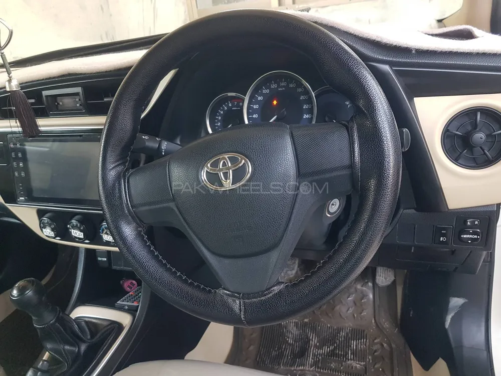 Toyota Corolla 2017 for Sale in Sargodha Image-1