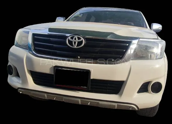 Toyota Hilux 2016 for Sale in Bhalwal Image-1