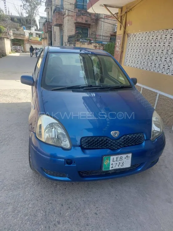 Toyota Vitz 2002 for Sale in Islamabad Image-1