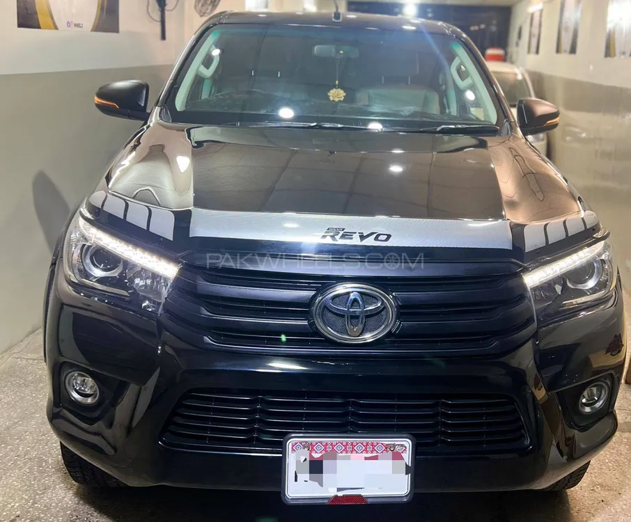 Toyota Hilux 2020 for Sale in Karachi Image-1