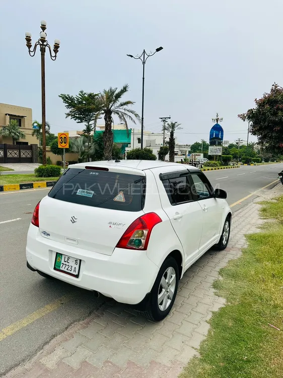 Suzuki Swift 2016 for Sale in Faisalabad Image-1