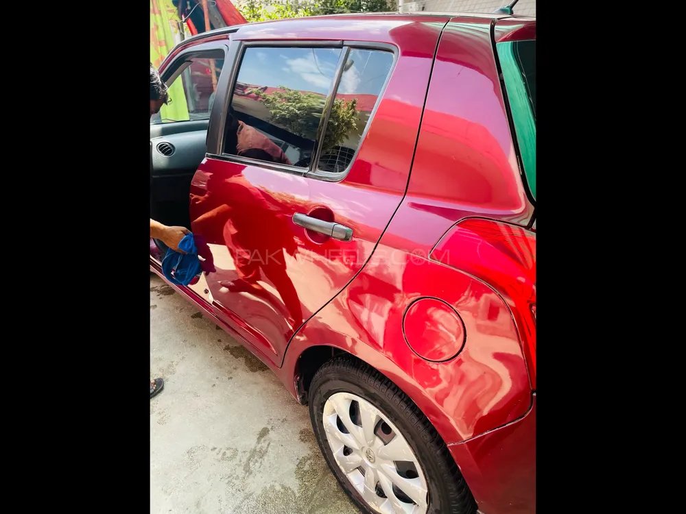 Suzuki Swift 2013 for Sale in Lahore Image-1