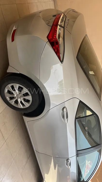 Toyota Corolla 2017 for Sale in Faisalabad Image-1