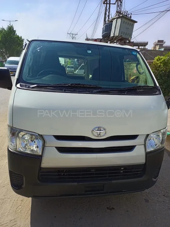 ٹویوٹا ہائی ایس 2017 for Sale in لاہور Image-1