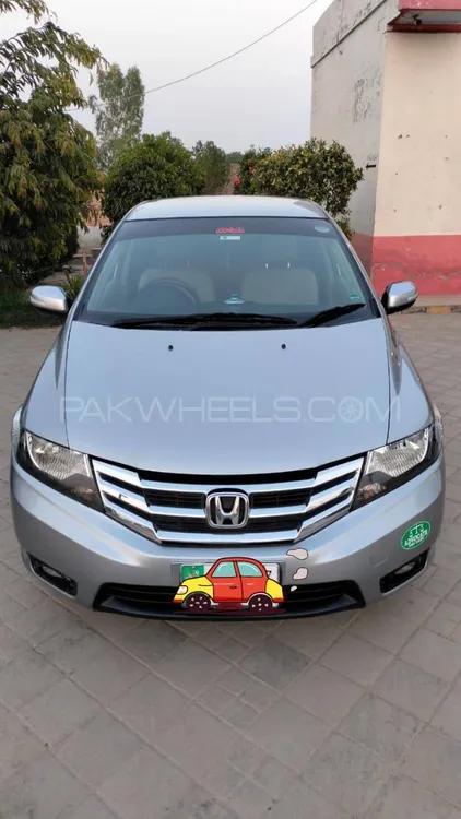 Honda City 2017 for Sale in Okara Image-1