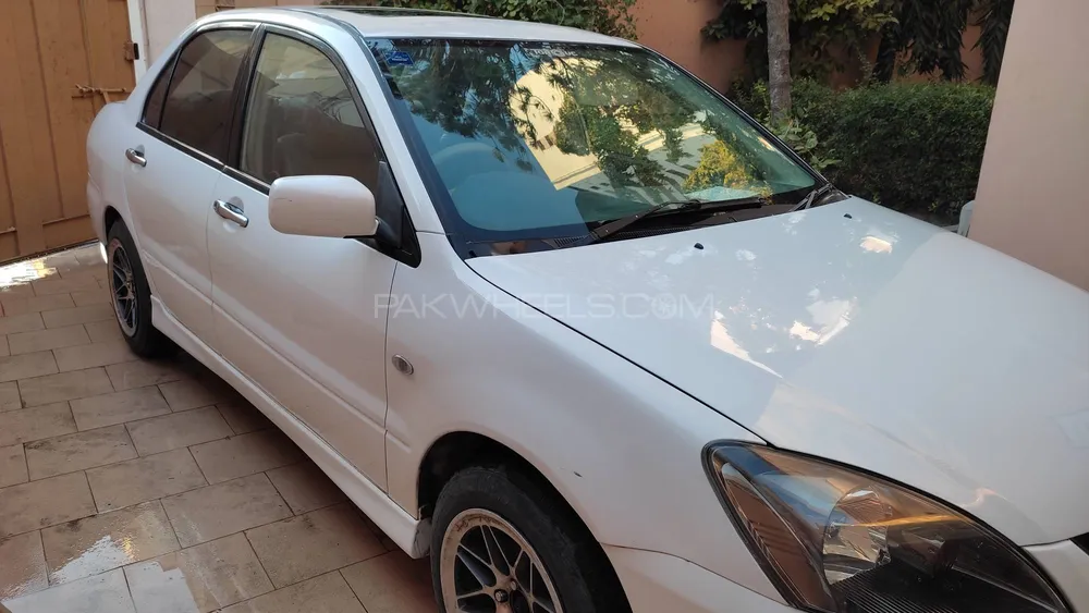 Mitsubishi Lancer 2005 for Sale in Karachi Image-1