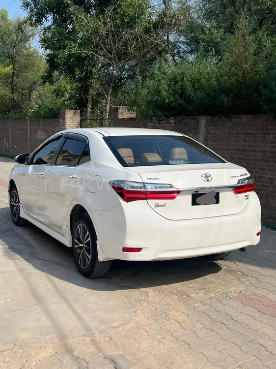 Toyota Corolla 2018 for Sale in Kharian Image-1