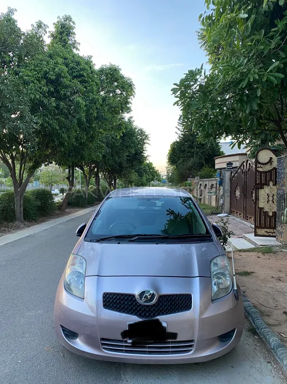 Toyota Vitz 2006 for Sale in Islamabad Image-1
