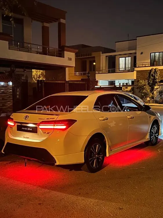Toyota Corolla 2021 for Sale in Lahore Image-1