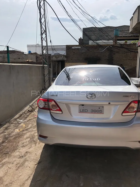 Toyota Corolla 2011 for Sale in Mandi bahauddin Image-1