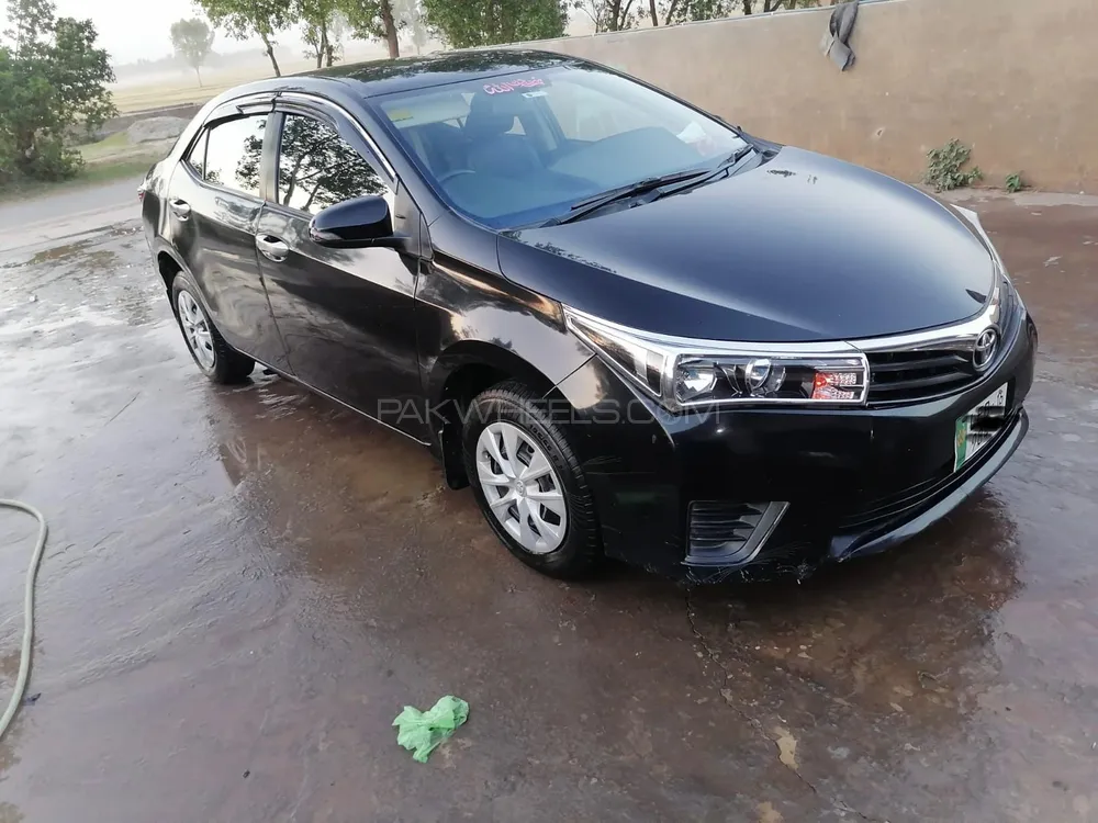 Toyota Corolla 2016 for Sale in Sialkot Image-1