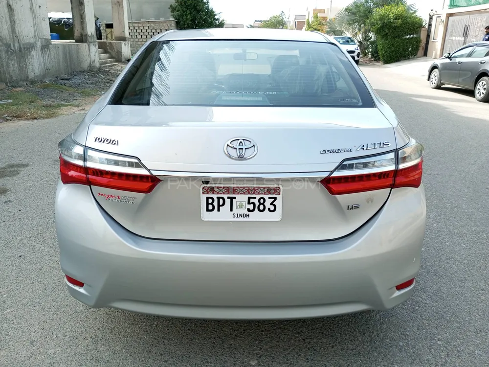 Toyota Corolla 2019 for Sale in Karachi Image-1