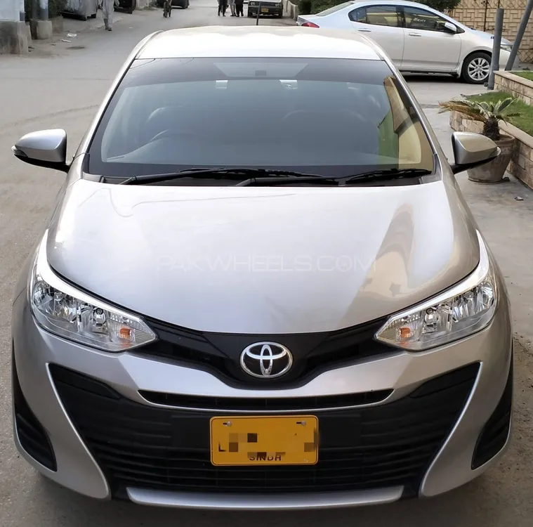 Toyota Yaris Sedan 2021 for Sale in Karachi Image-1