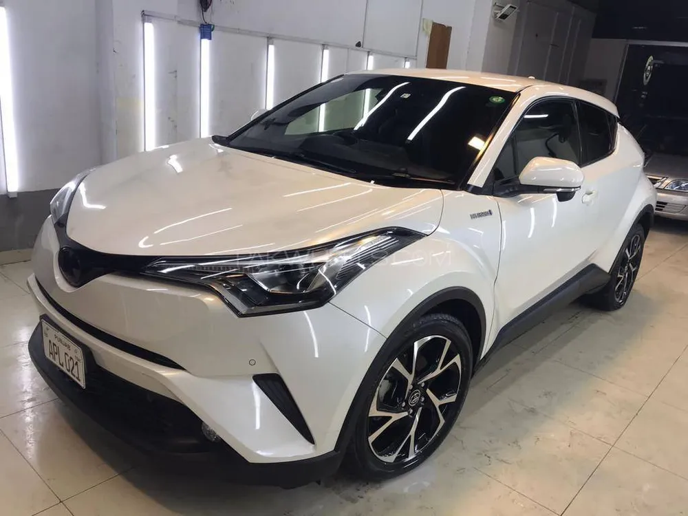 Toyota C-HR 2017 for Sale in Lahore Image-1