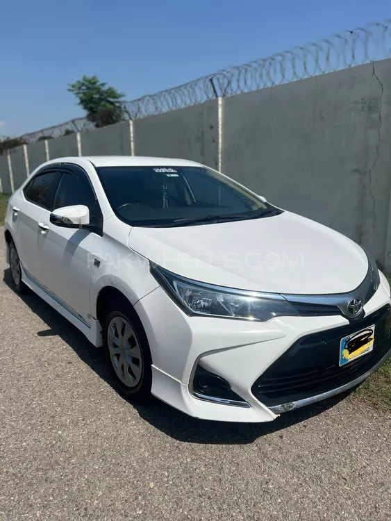 Toyota Corolla 2021 for Sale in Islamabad Image-1