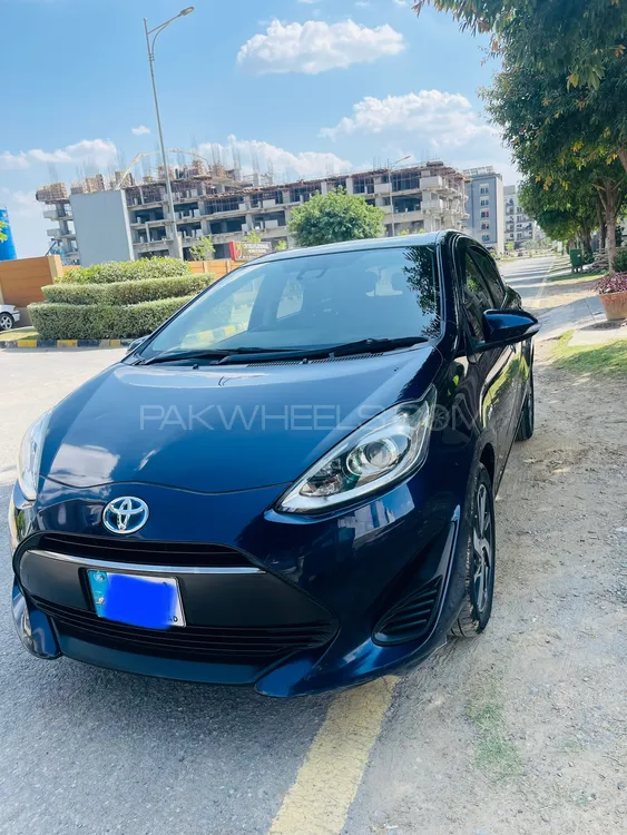 Toyota Aqua 2018 for Sale in Islamabad Image-1