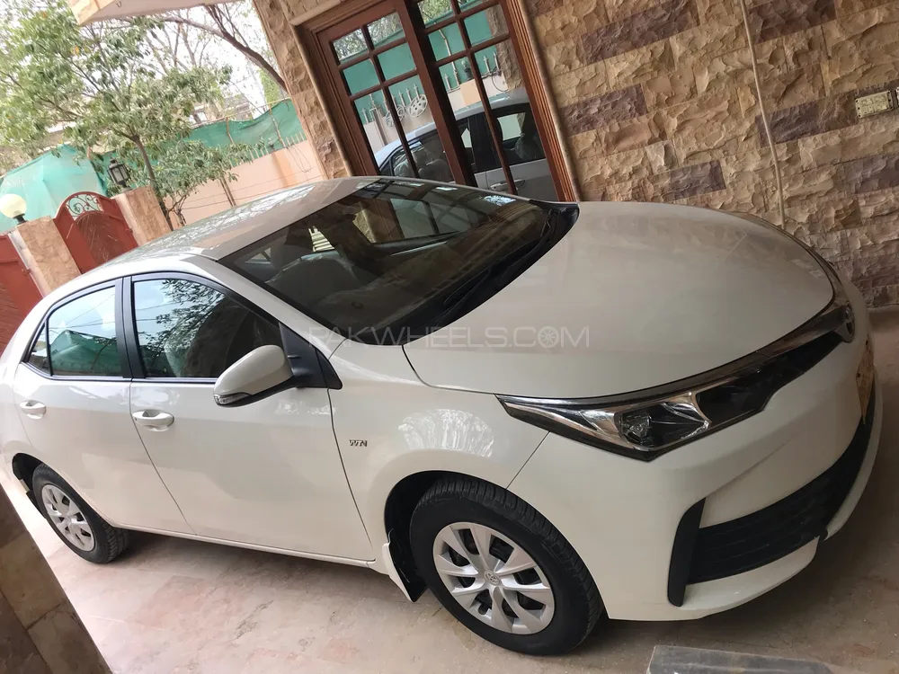 Toyota Corolla 2020 for Sale in Karachi Image-1