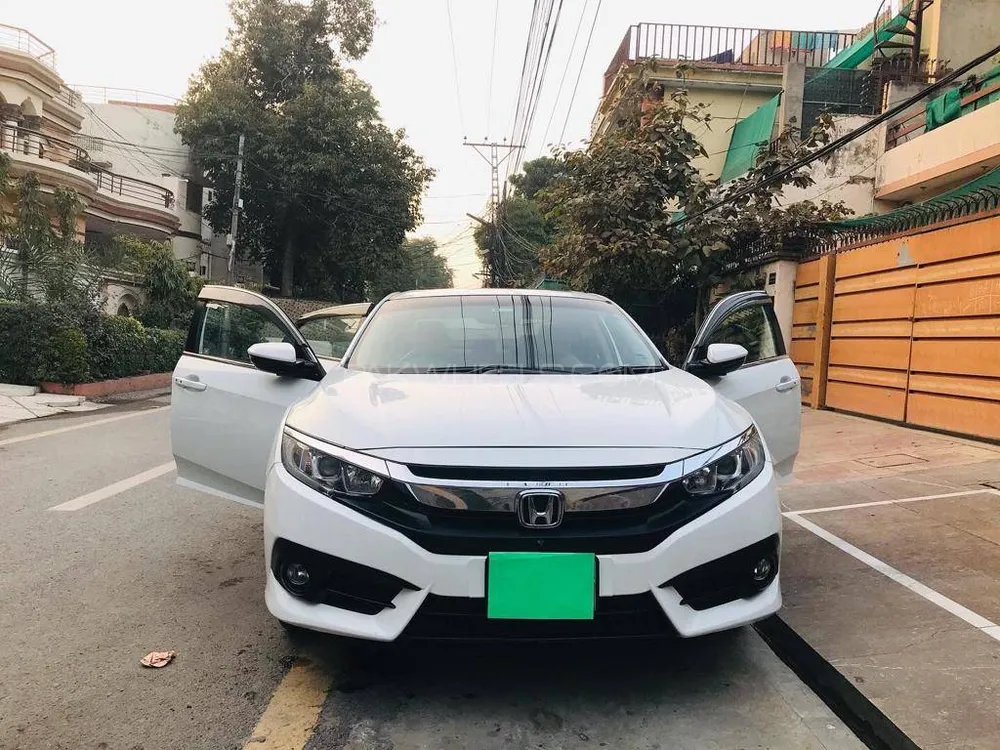 Honda Civic 2017 for Sale in Lahore Image-1