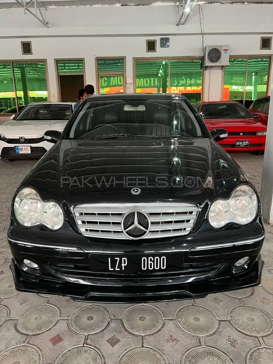 Mercedes Benz C Class 2005 for Sale in Peshawar Image-1