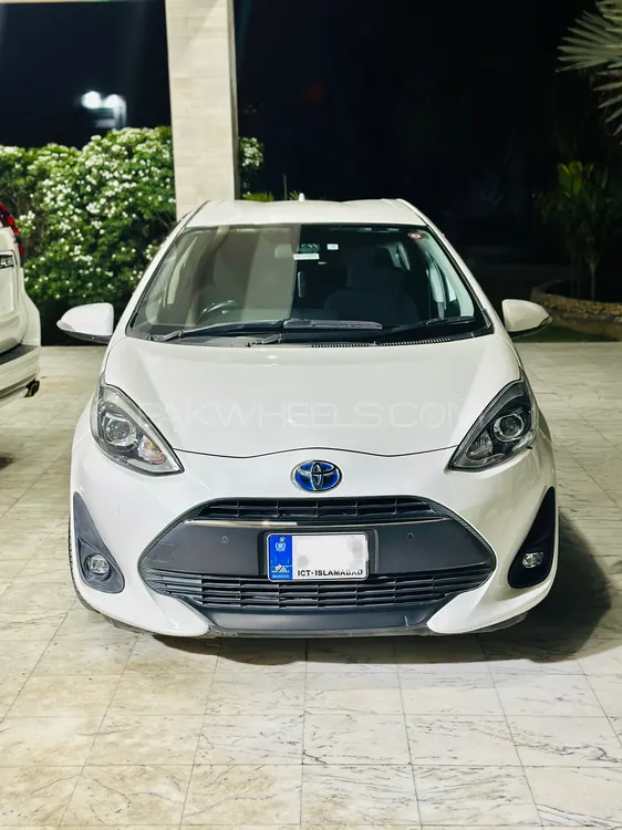 Toyota Aqua 2017 for Sale in Mandi bahauddin Image-1