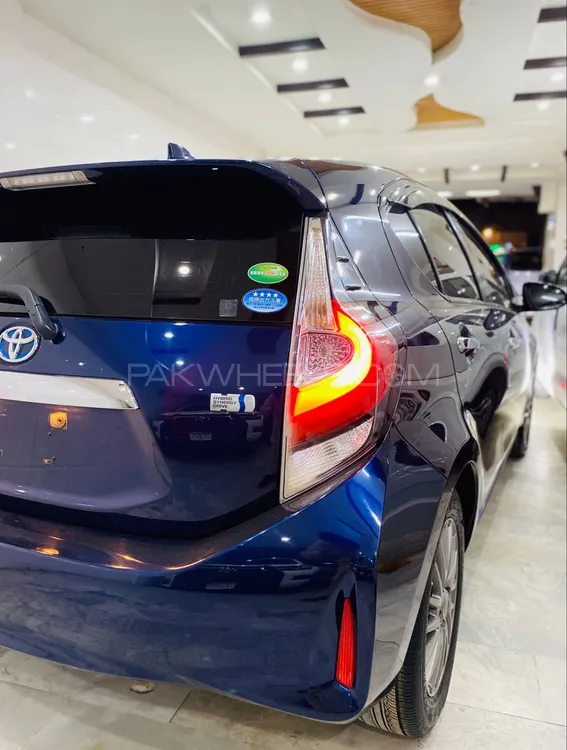 Toyota Aqua 2018 for Sale in Karachi Image-1