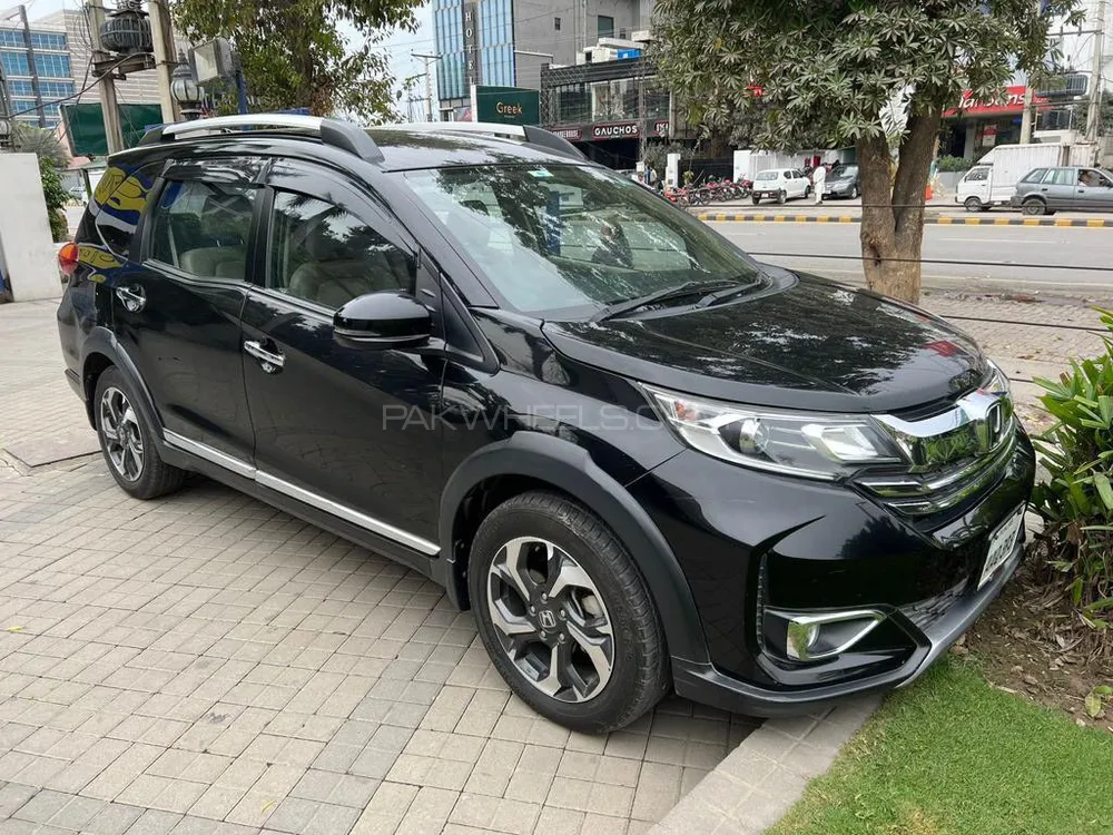 Honda BR-V 2020 for Sale in Lahore Image-1