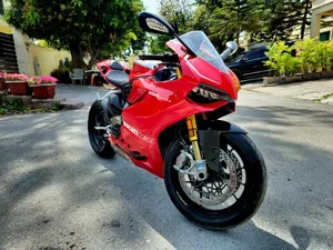 Ducati streetfighter online v4 olx