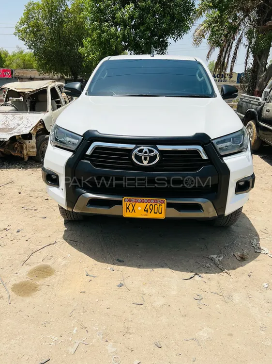 Toyota Hilux 2018 for Sale in Hyderabad Image-1