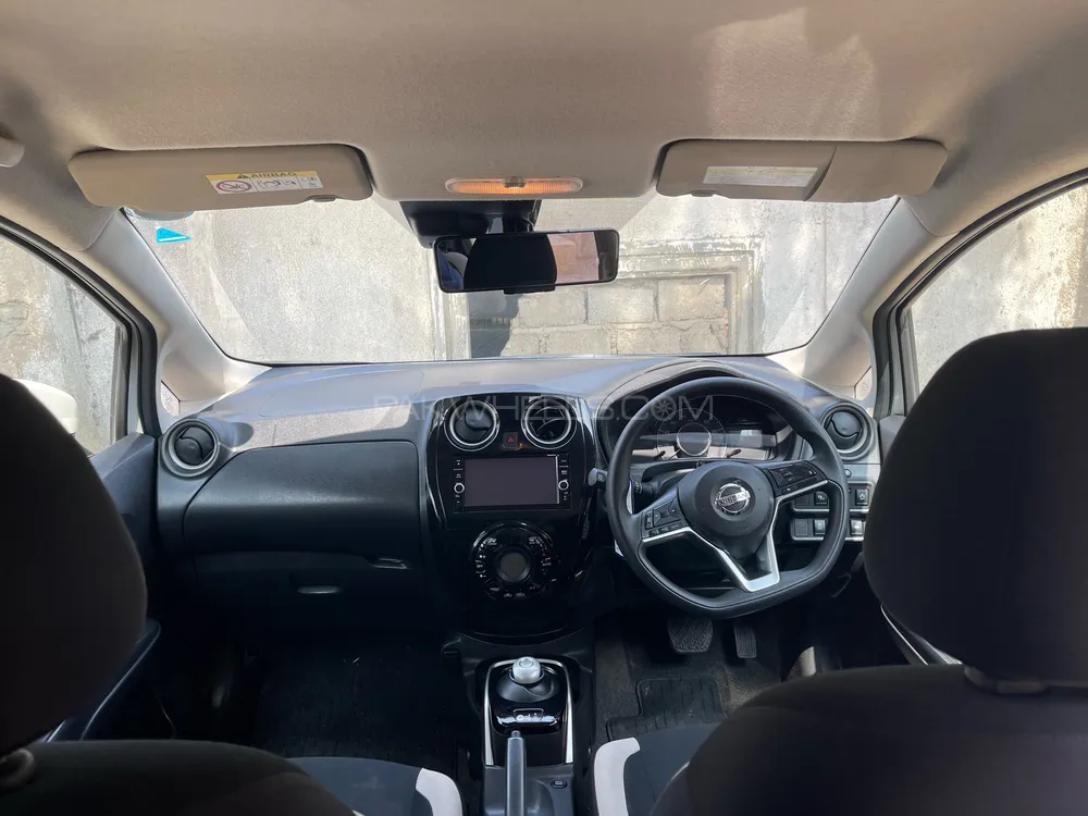 Nissan Note 2018 for Sale in Karachi Image-1