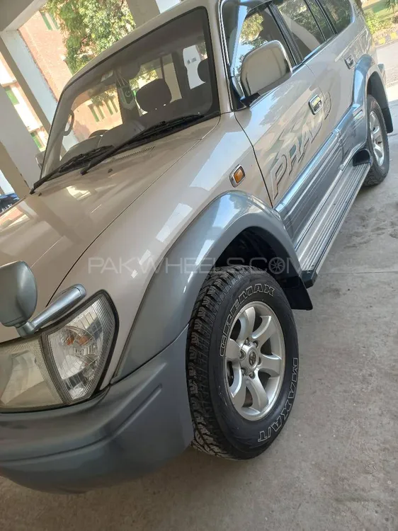 Toyota Prado 1998 for Sale in Islamabad Image-1