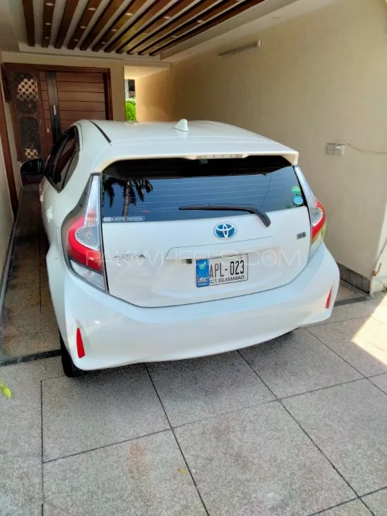 Toyota Aqua 2019 for Sale in Sialkot Image-1
