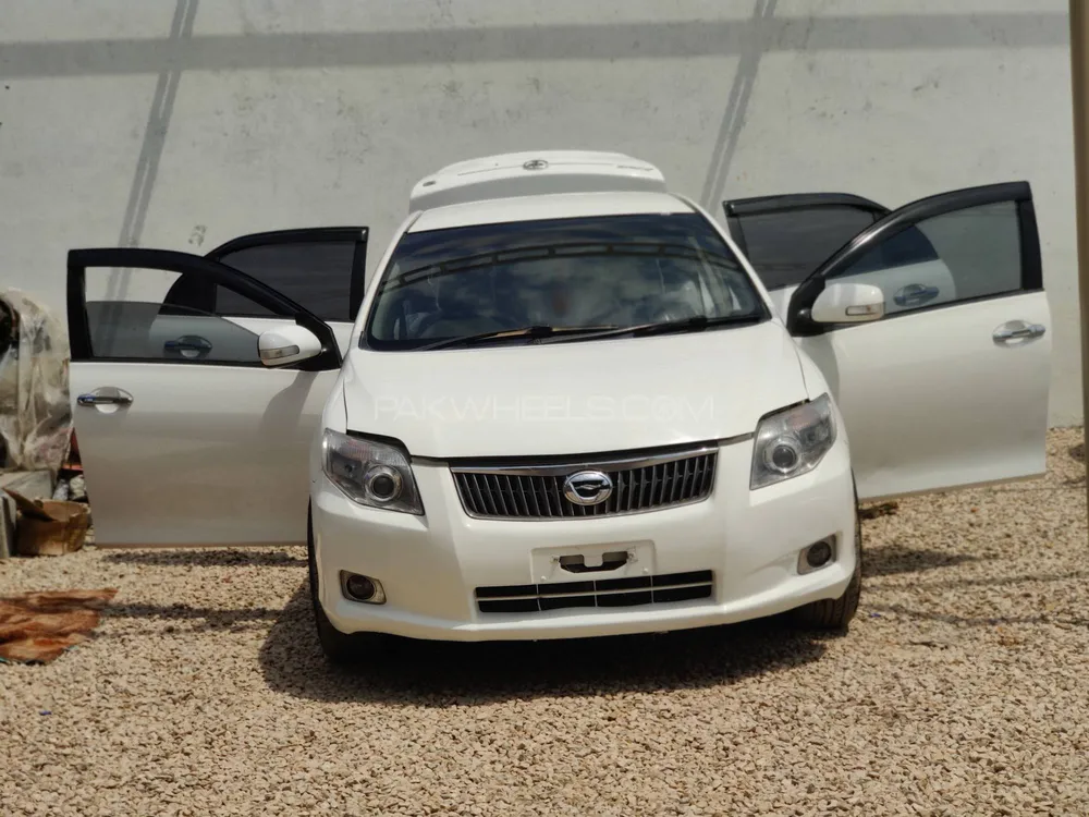 Toyota Corolla Axio 2007 for Sale in Dera ismail khan Image-1