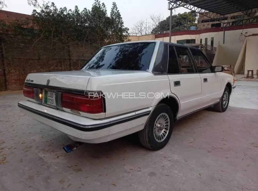 Toyota Crown 1984 for Sale in Islamabad Image-1