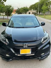 Honda Vezel Hybrid Z 2016 for Sale