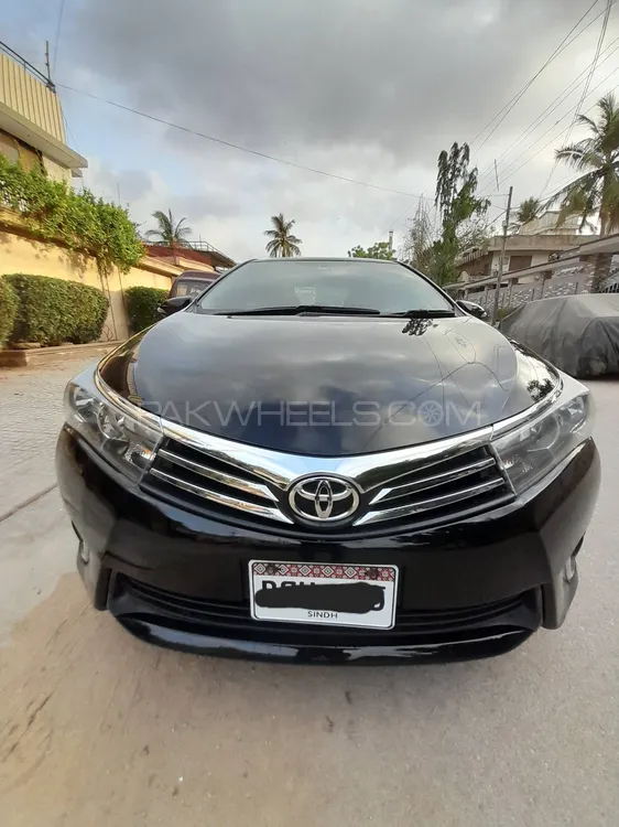 Toyota Corolla 2014 for Sale in Karachi Image-1
