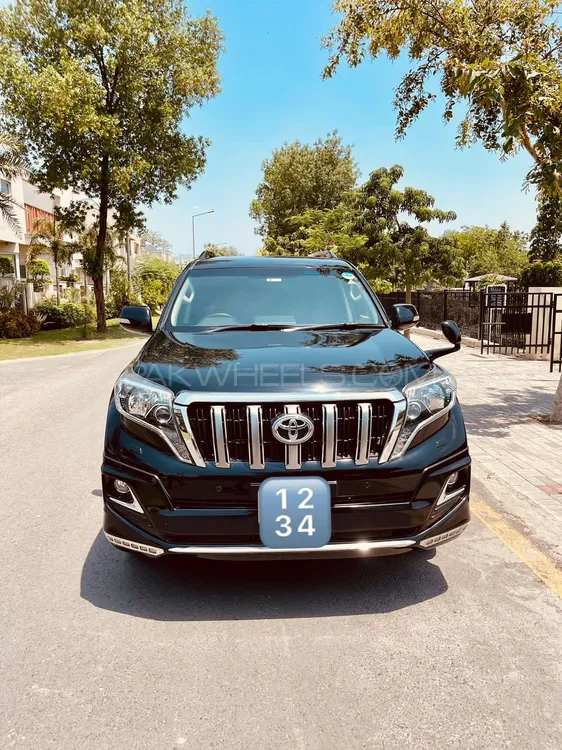 Toyota Prado 2016 for Sale in Lahore Image-1