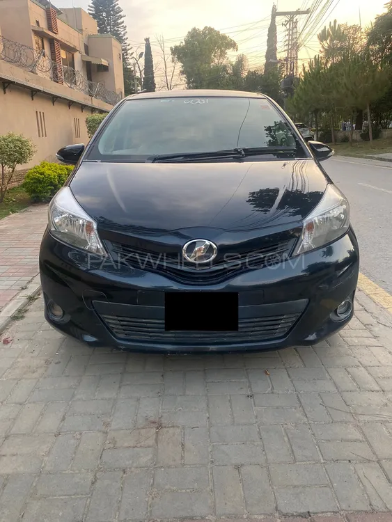 Toyota Vitz 2013 for Sale in Rawalpindi Image-1