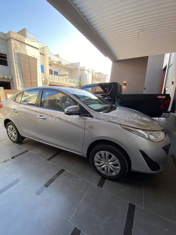 Toyota Yaris Sedan 2022 for Sale in Multan Image-1