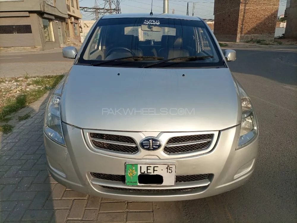 FAW V2 2015 for Sale in Faisalabad Image-1