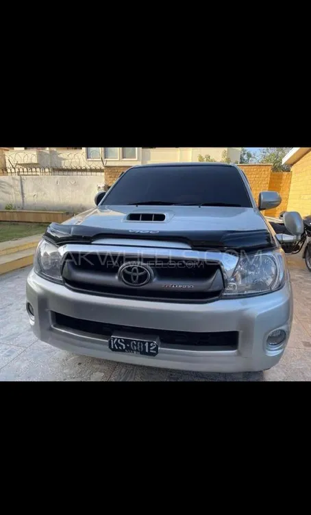 Toyota Hilux 2010 for Sale in Jaranwala Image-1