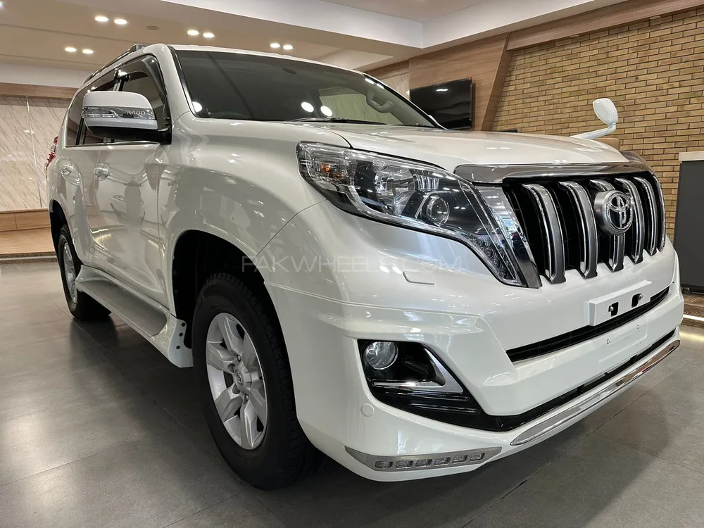 Toyota Prado 2016 for Sale in Islamabad Image-1